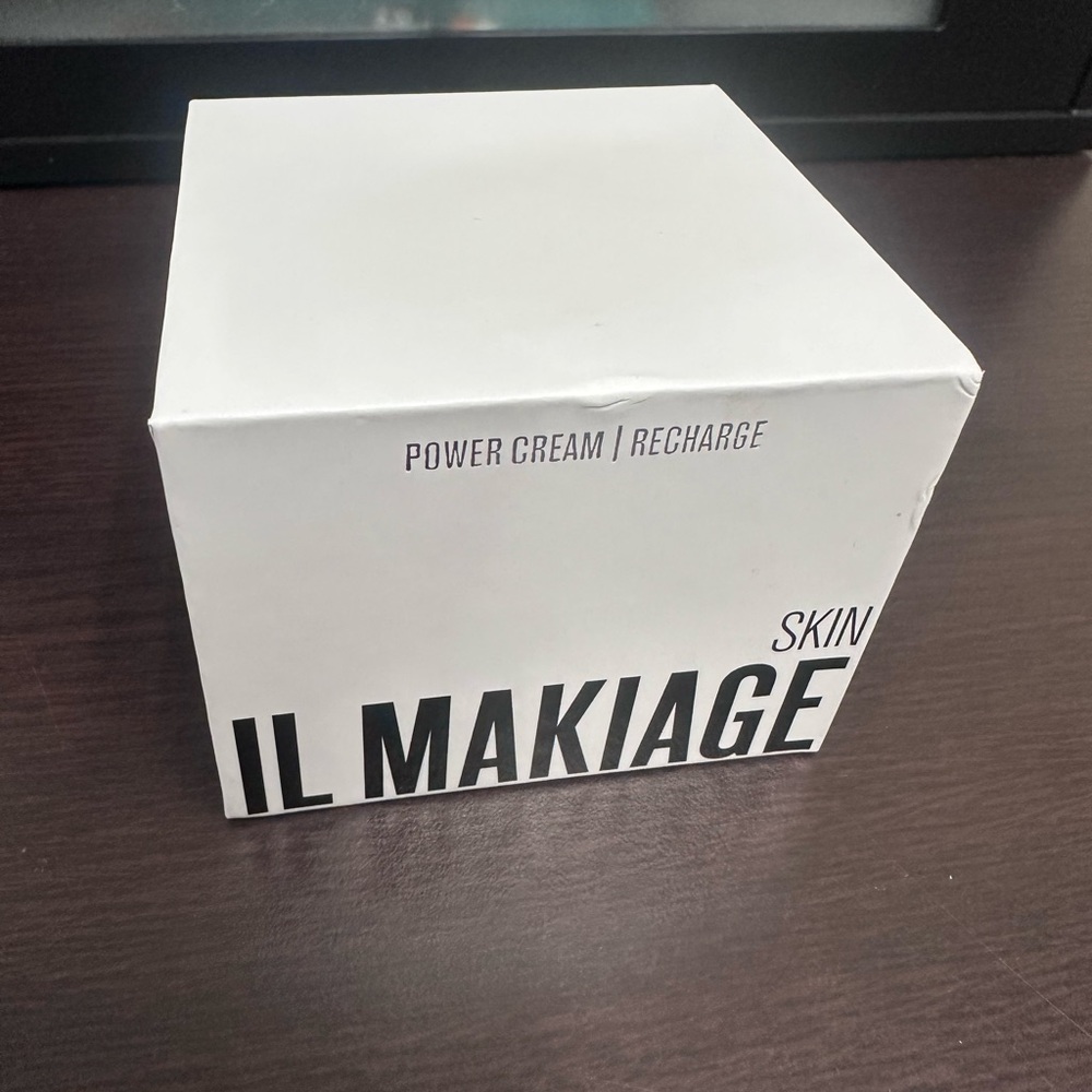 IL Makiage Power Cream Recharge